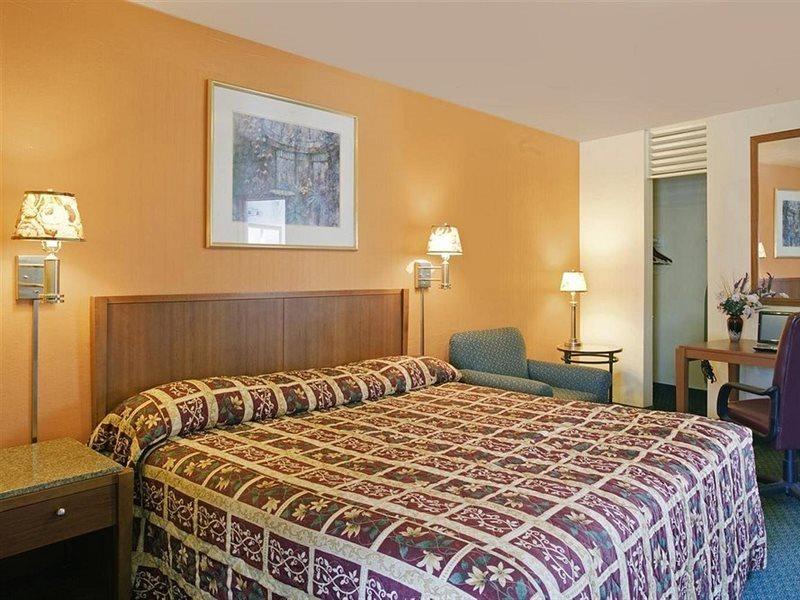 Americas Best Value Inn - Livermore Esterno foto